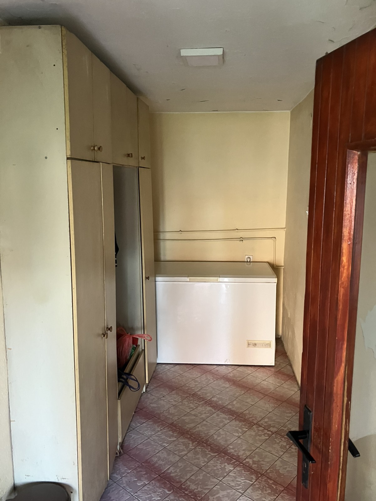 IMG-73835d88949eca6d0cbe23c4bfd3aa8e-V