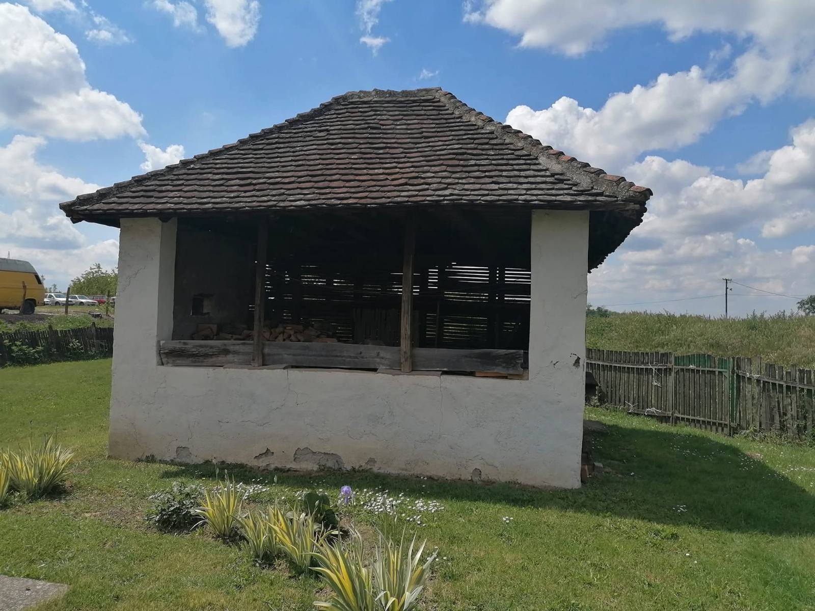 IMG-af338d27b80a362d3516cb8ab36c962a-V